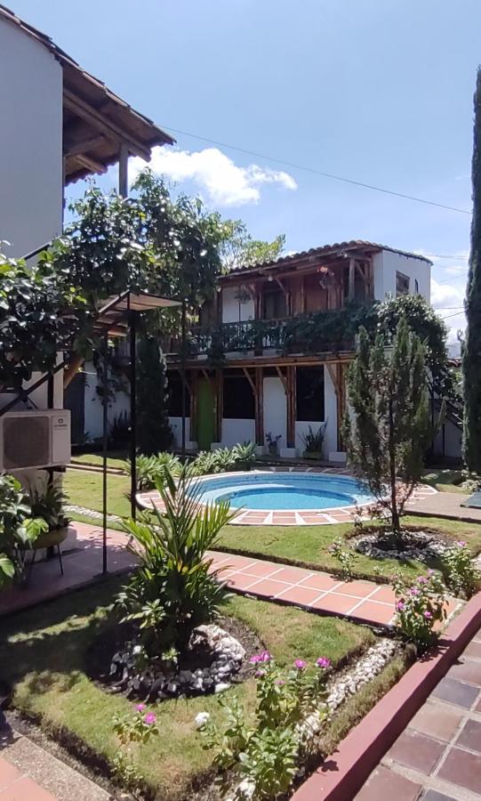 Casa Frasser Honda  Luaran gambar